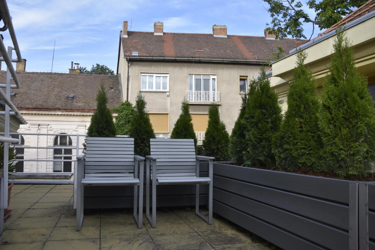 Stm3 Apartman Pecs Exterior photo